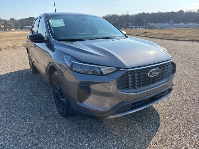 Used 2023 Ford Escape Active w/ Tech Pack #1 image 2