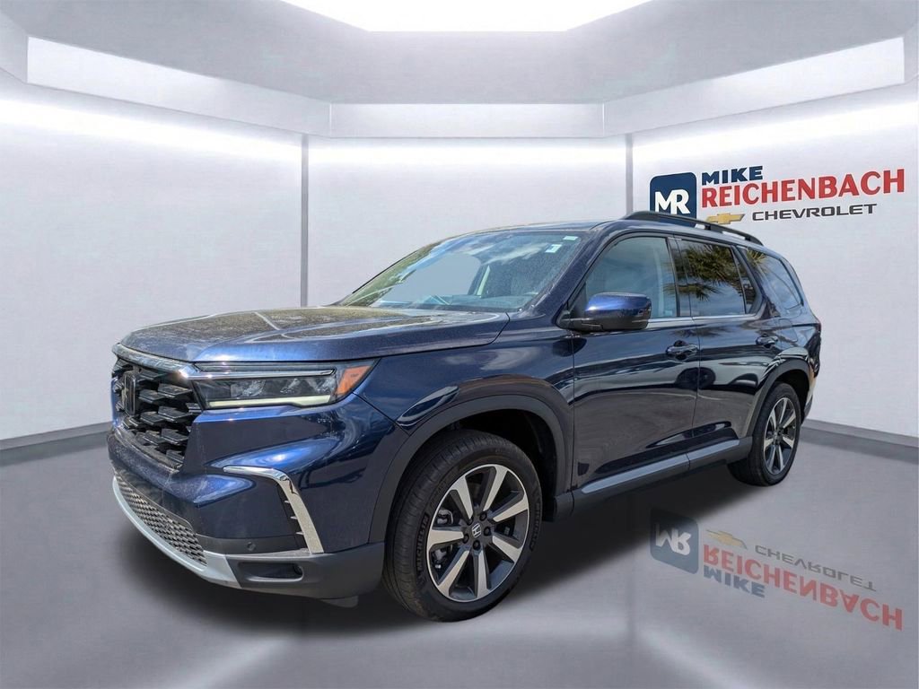Used 2024 Honda Pilot Touring image 8
