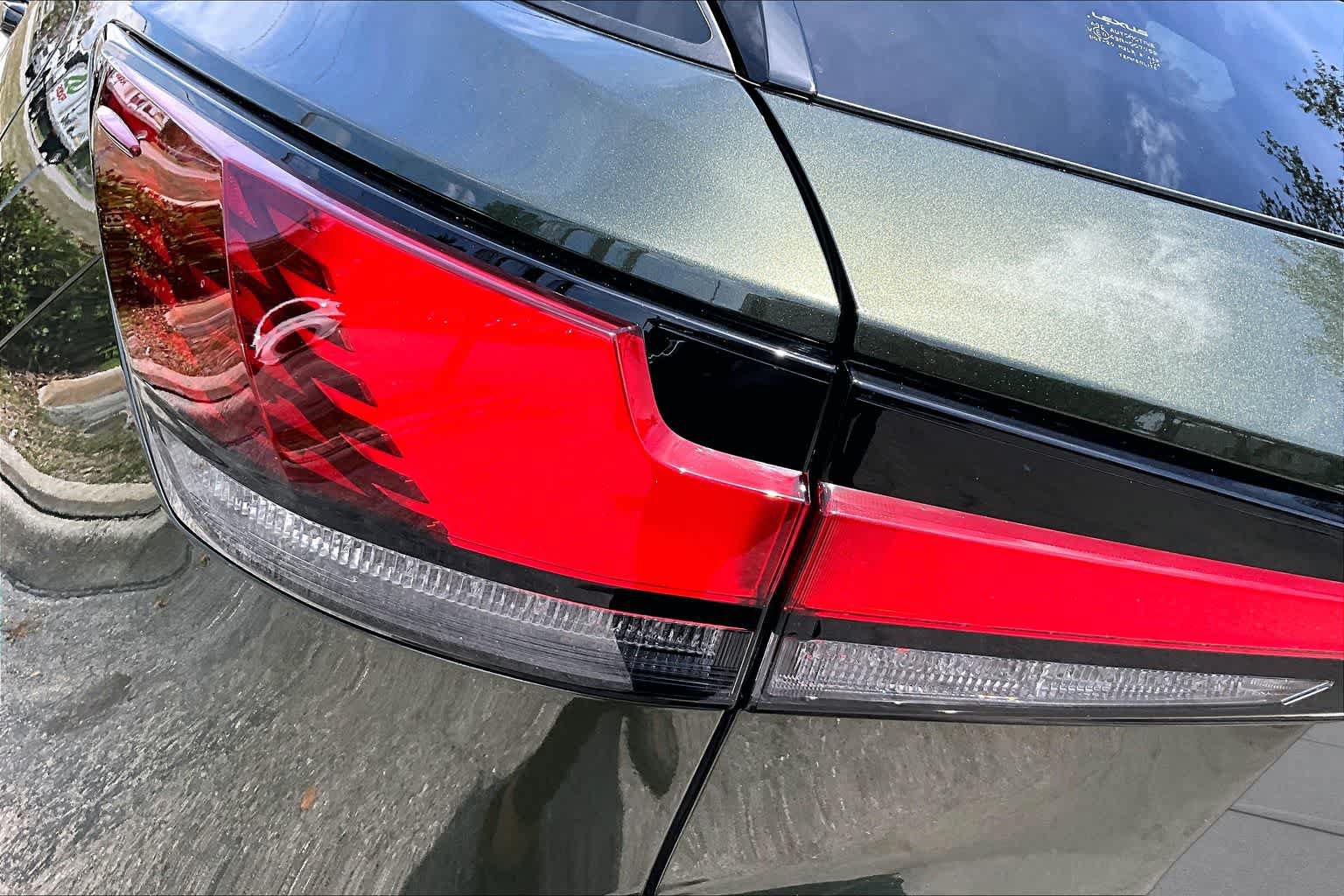Used 2025 Lexus RX 350 Premium w/ Accessory Package (Z1) FWD image 29