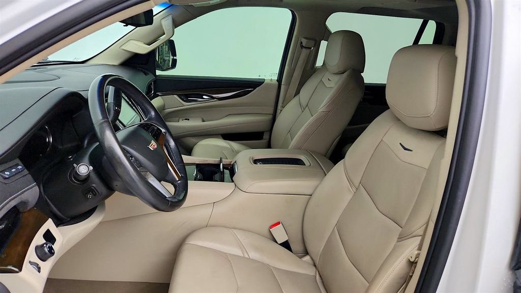 Used 2019 Cadillac Escalade Premium Luxury RWD image 11