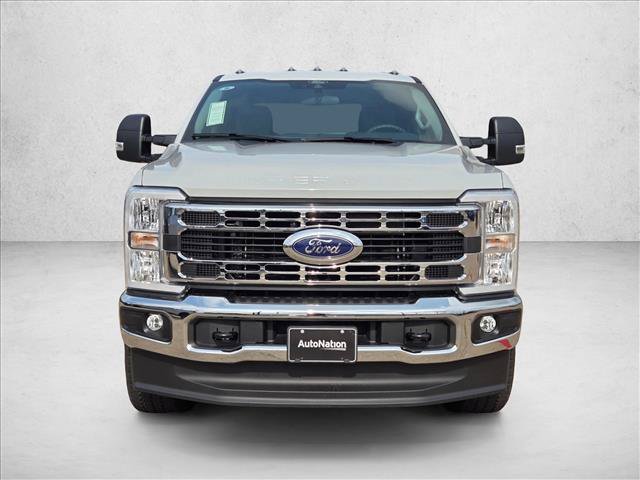New 2026 Ford F250 XLT w/ FX4 Off-Road Package AWD/4WD image 12