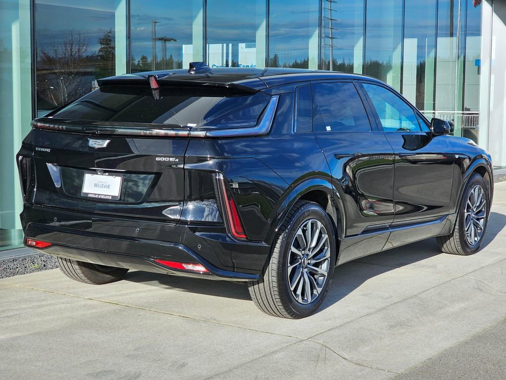 Used 2025 Cadillac Lyriq Sport image 6