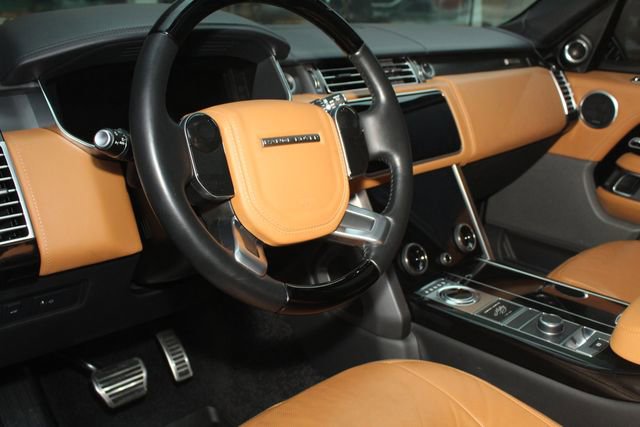 Used 2021 Land Rover Range Rover Autobiography Fifty Edition image 15