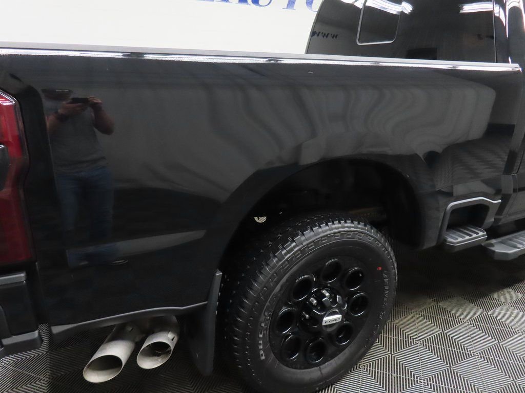 Used 2025 Ford F250 Lariat w/ Lariat Ultimate Package image 40