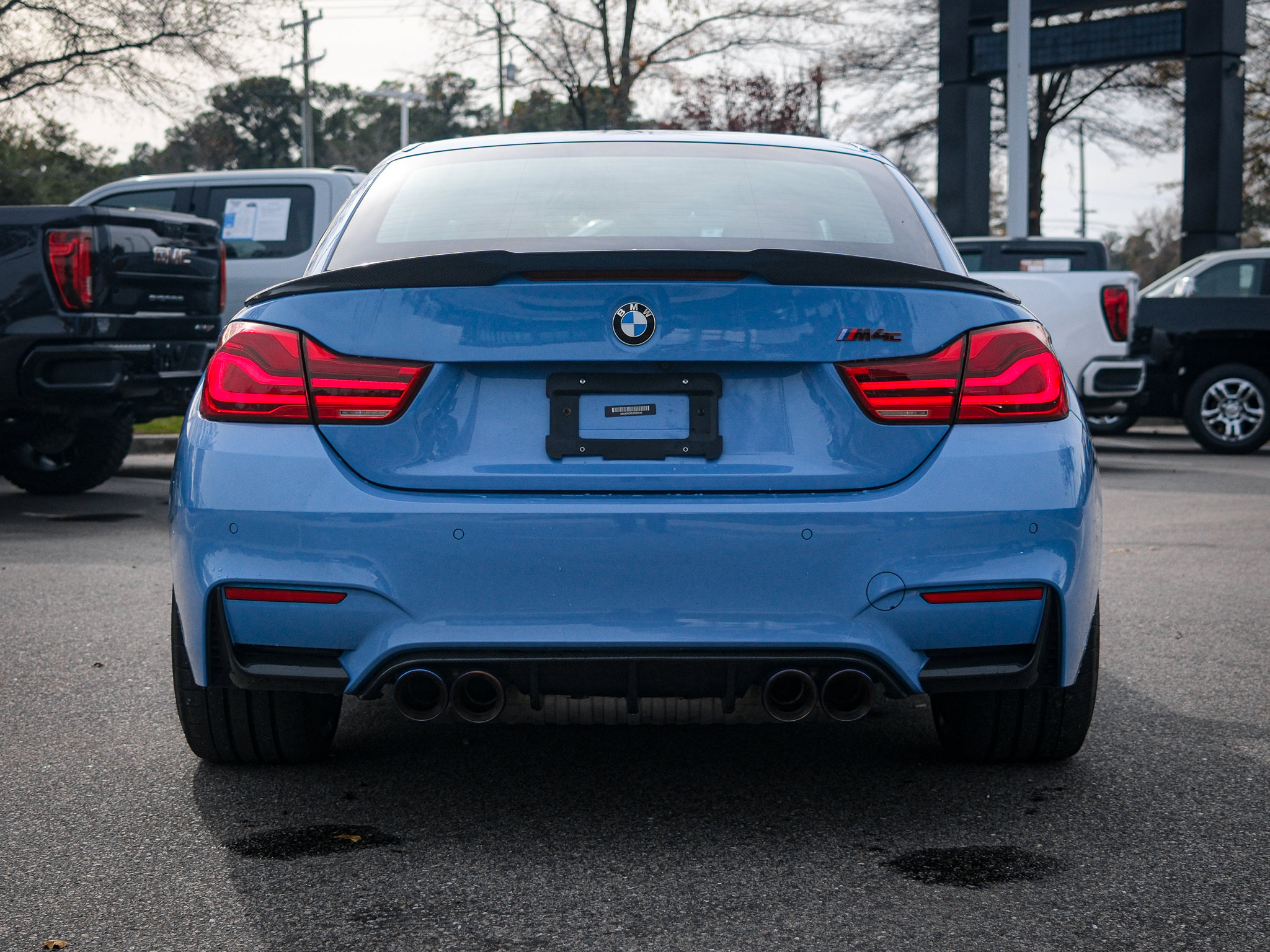 Used 2018 BMW M4 Convertible image 9