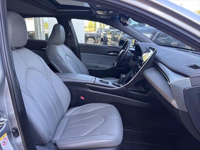 Certified 2019 Toyota Avalon XLE w/ Moonroof Package FWD image 22