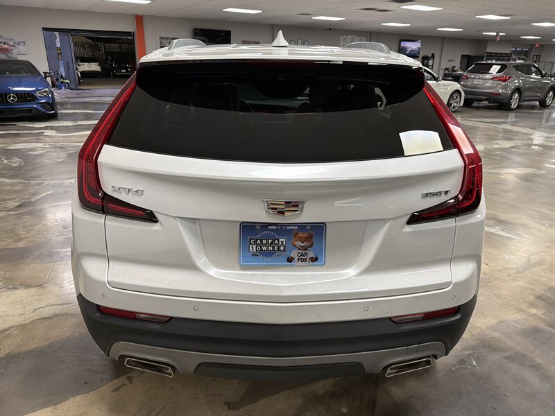 Used 2021 Cadillac XT4 Premium Luxury FWD image 11