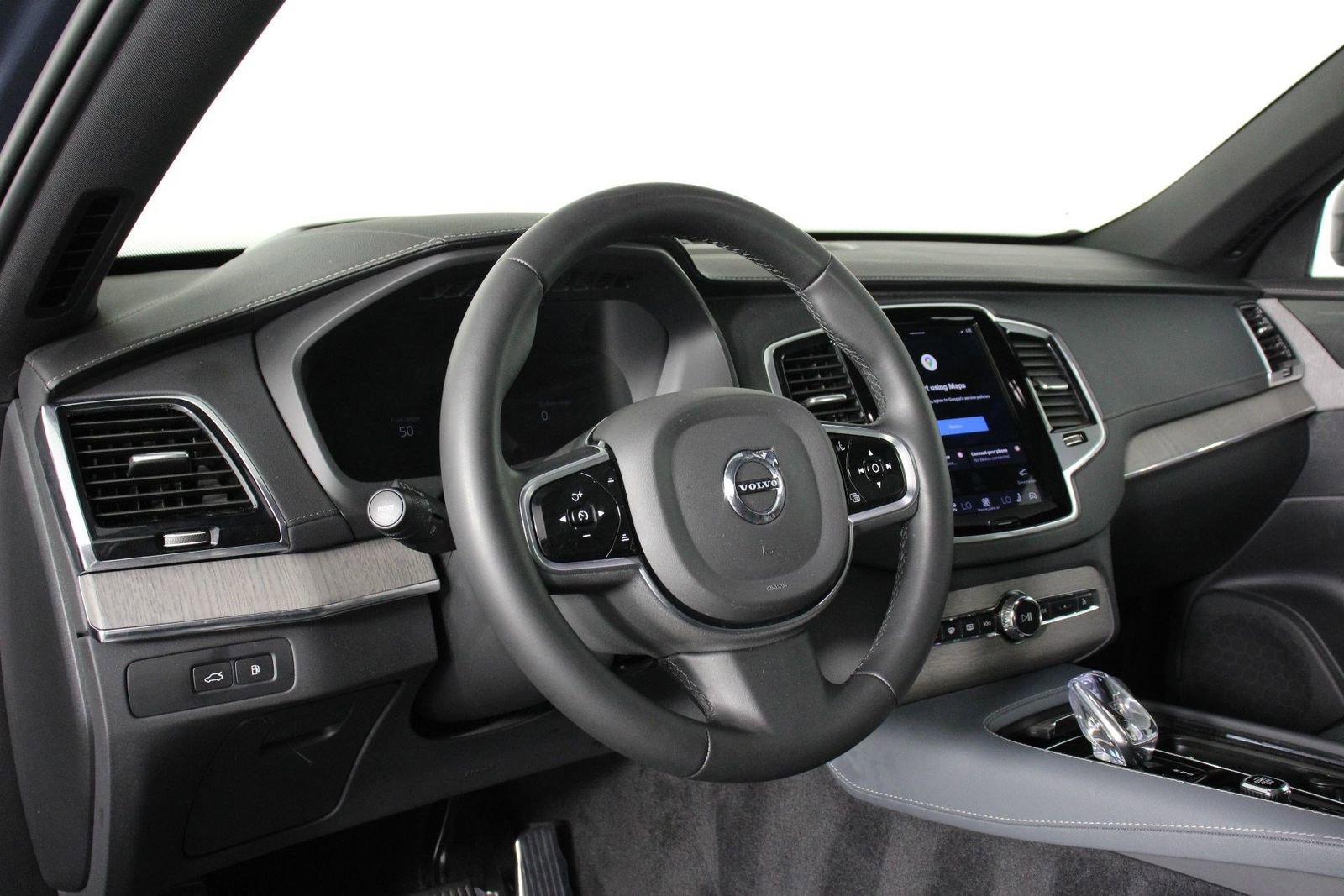 Certified 2023 Volvo XC90 T8 Ultimate image 14