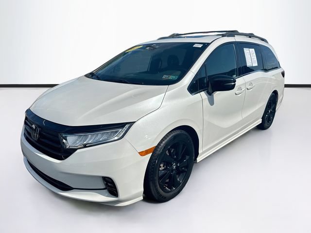 Certified 2023 Honda Odyssey Sport image 3