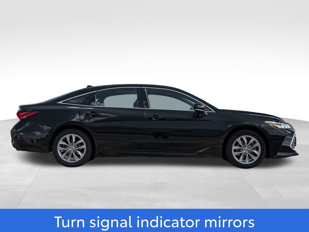 Used 2021 Toyota Avalon XLE w/ Moonroof Package AWD/4WD image 8