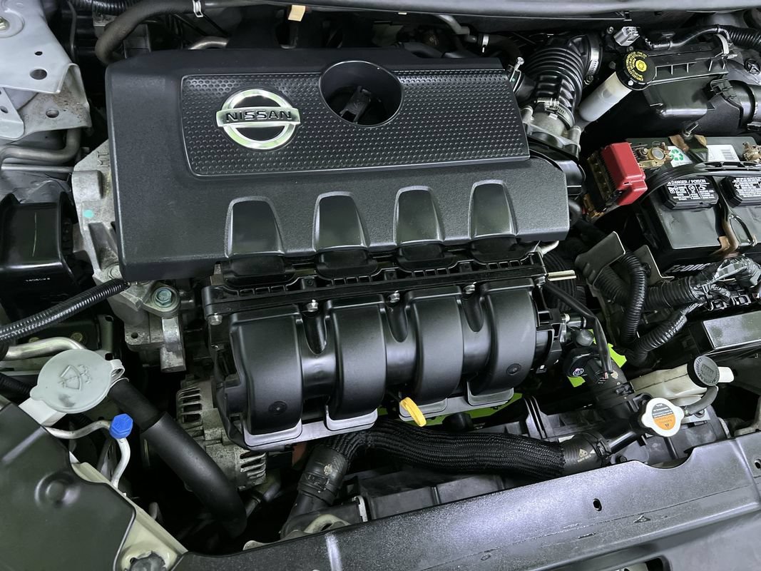Used 2014 Nissan Sentra SV FWD image 28