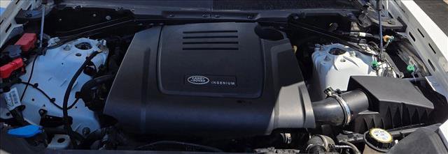 Used 2025 Land Rover Defender 110 S AWD/4WD image 23