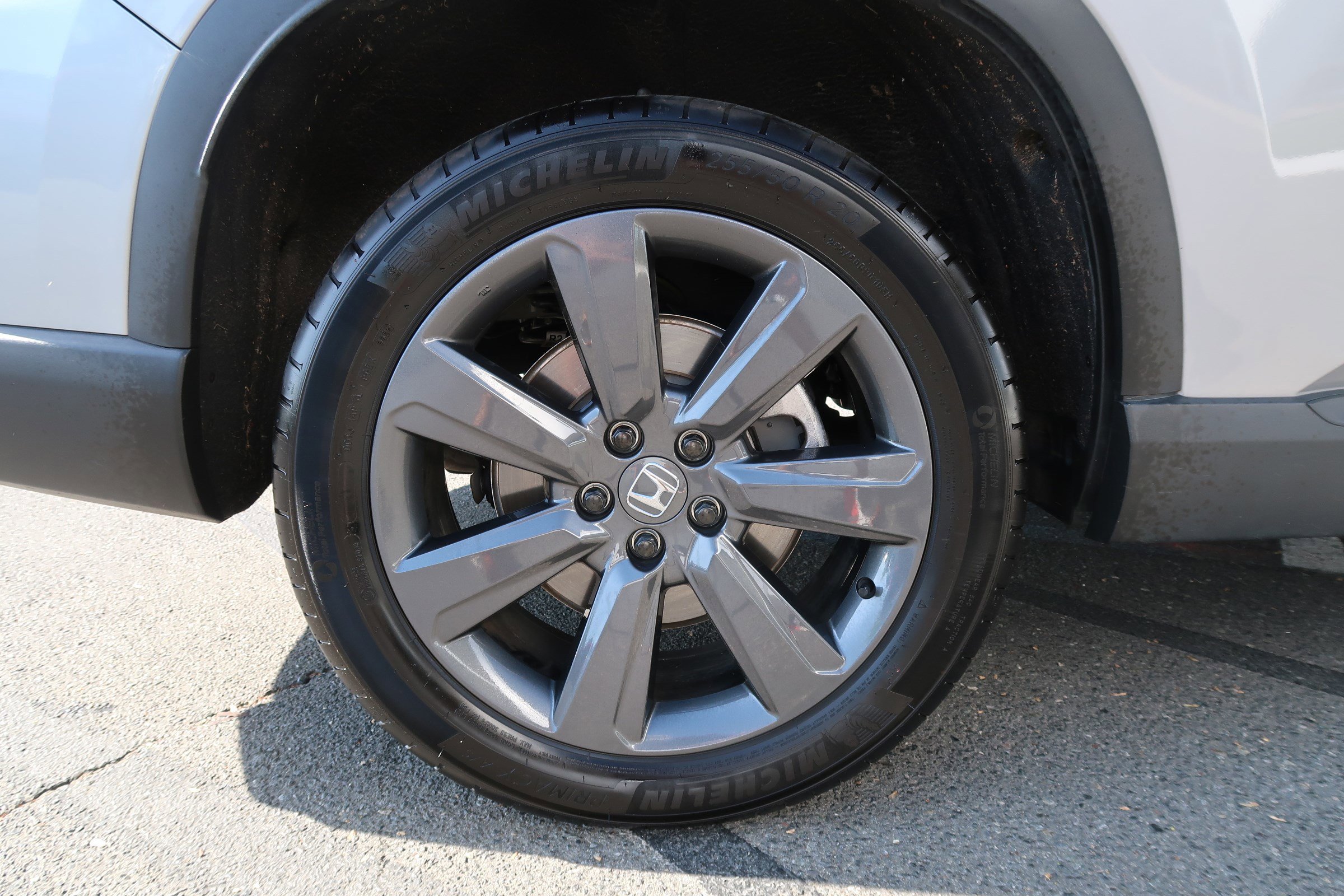 Used 2025 Honda Pilot Sport image 41