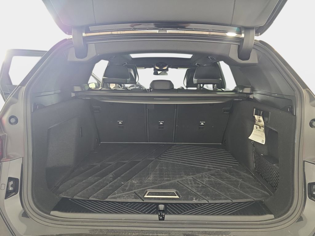 Used 2025 BMW X3 xDrive30i w/ Convenience Package AWD/4WD image 13