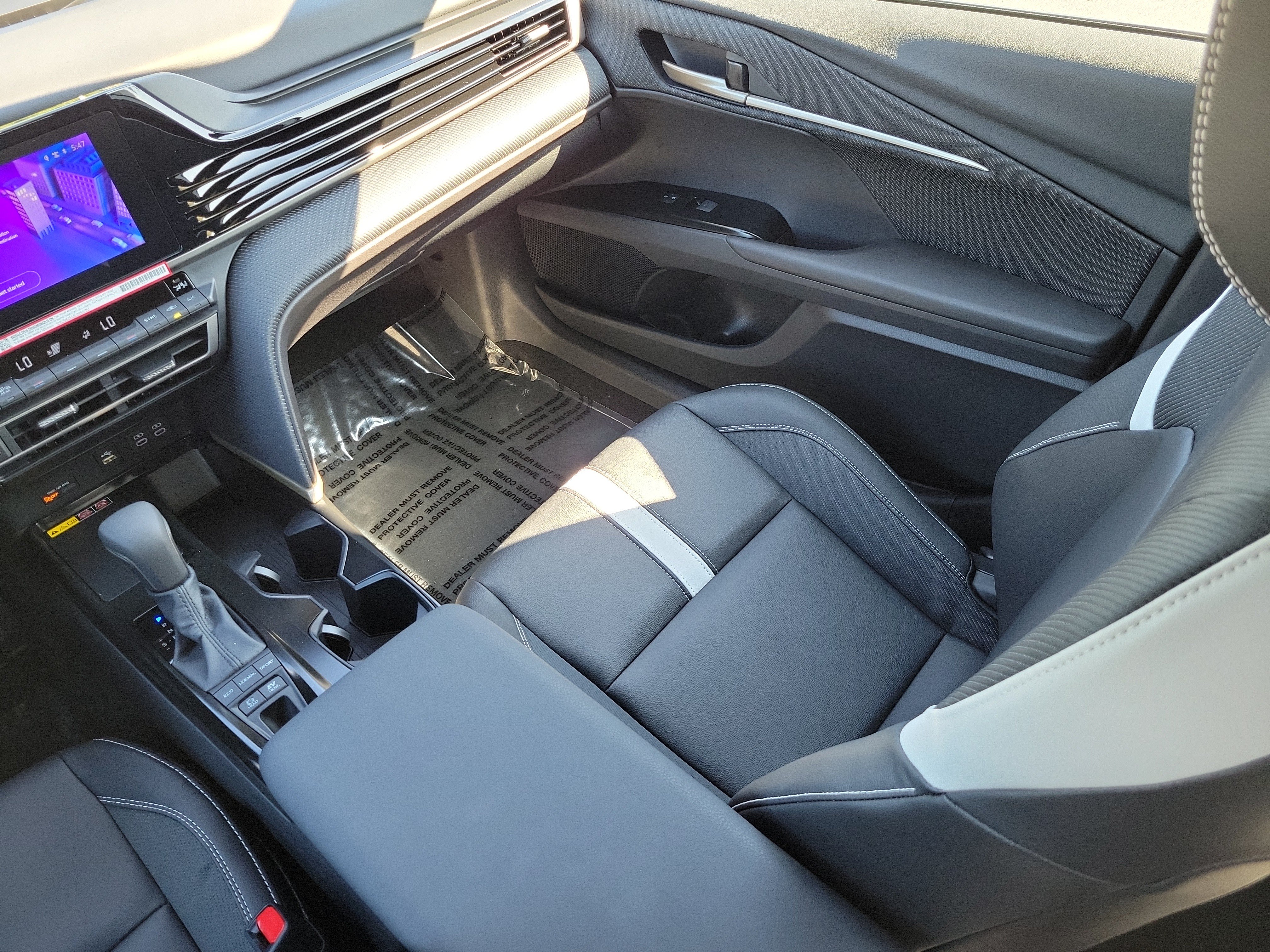 New 2026 Toyota Camry SE AWD/4WD image 16