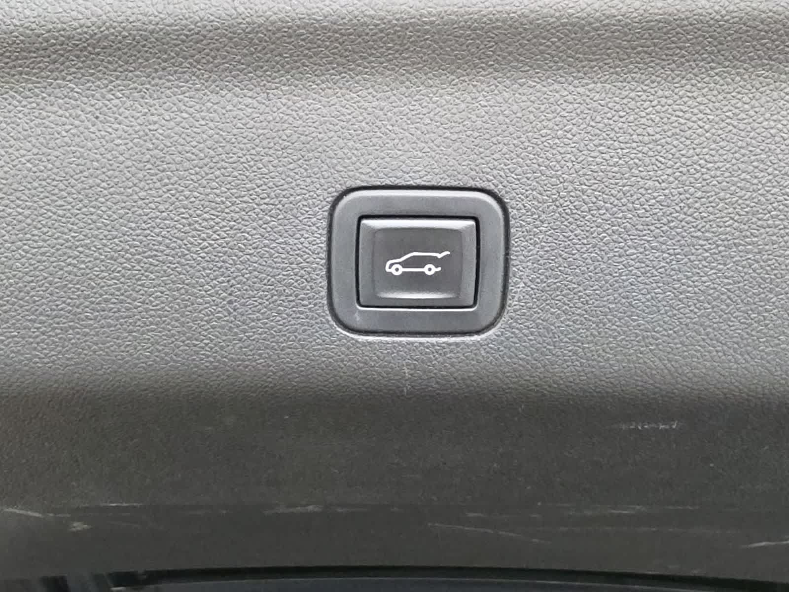 Used 2023 GMC Yukon XL SLT AWD/4WD image 37