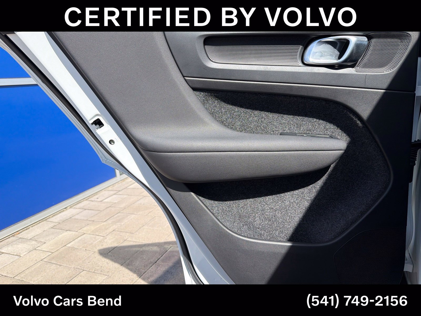 Certified 2026 Volvo XC40 B5 Plus AWD/4WD image 21