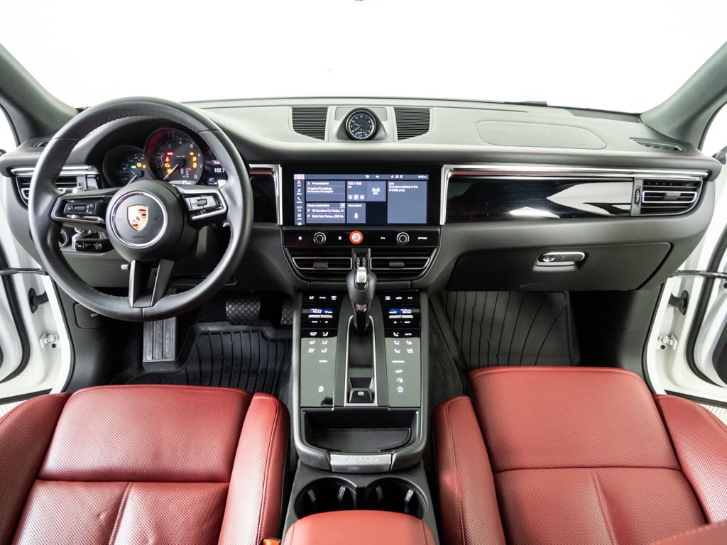 Certified 2023 Porsche Macan Turbo image 19