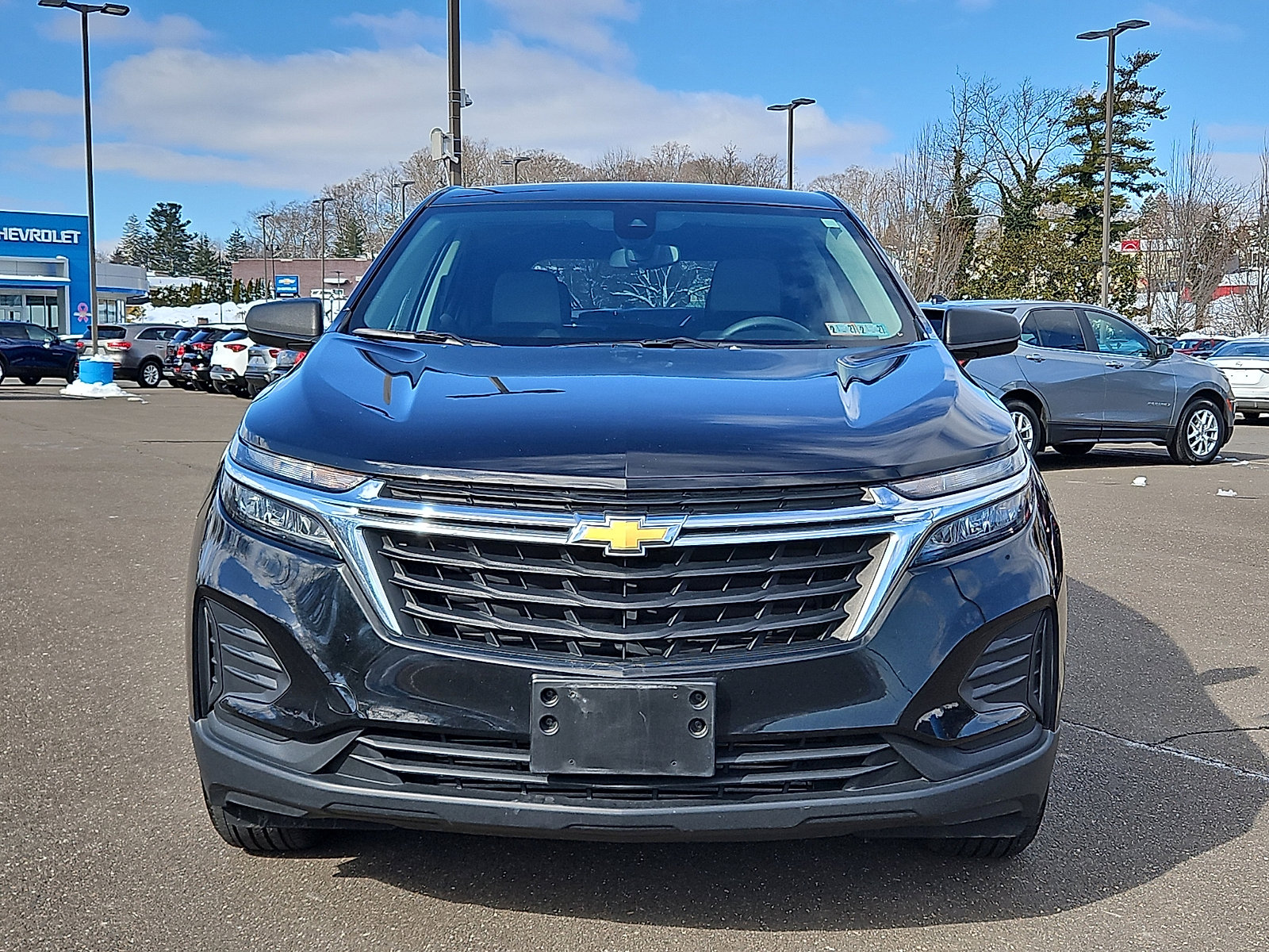 Used 2023 Chevrolet Equinox LS w/ LS Convenience Package image 2