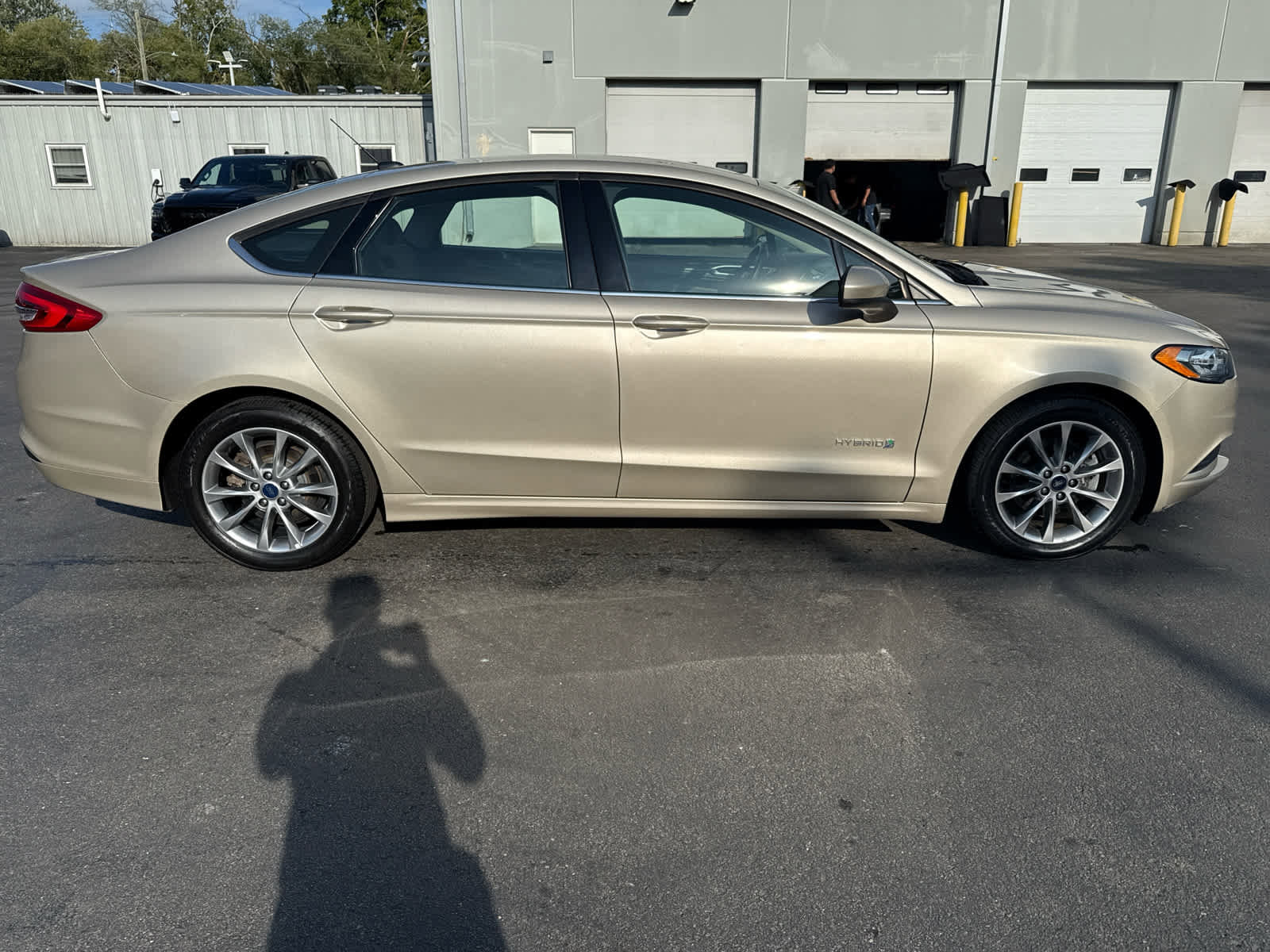 Used 2017 Ford Fusion S FWD image 2