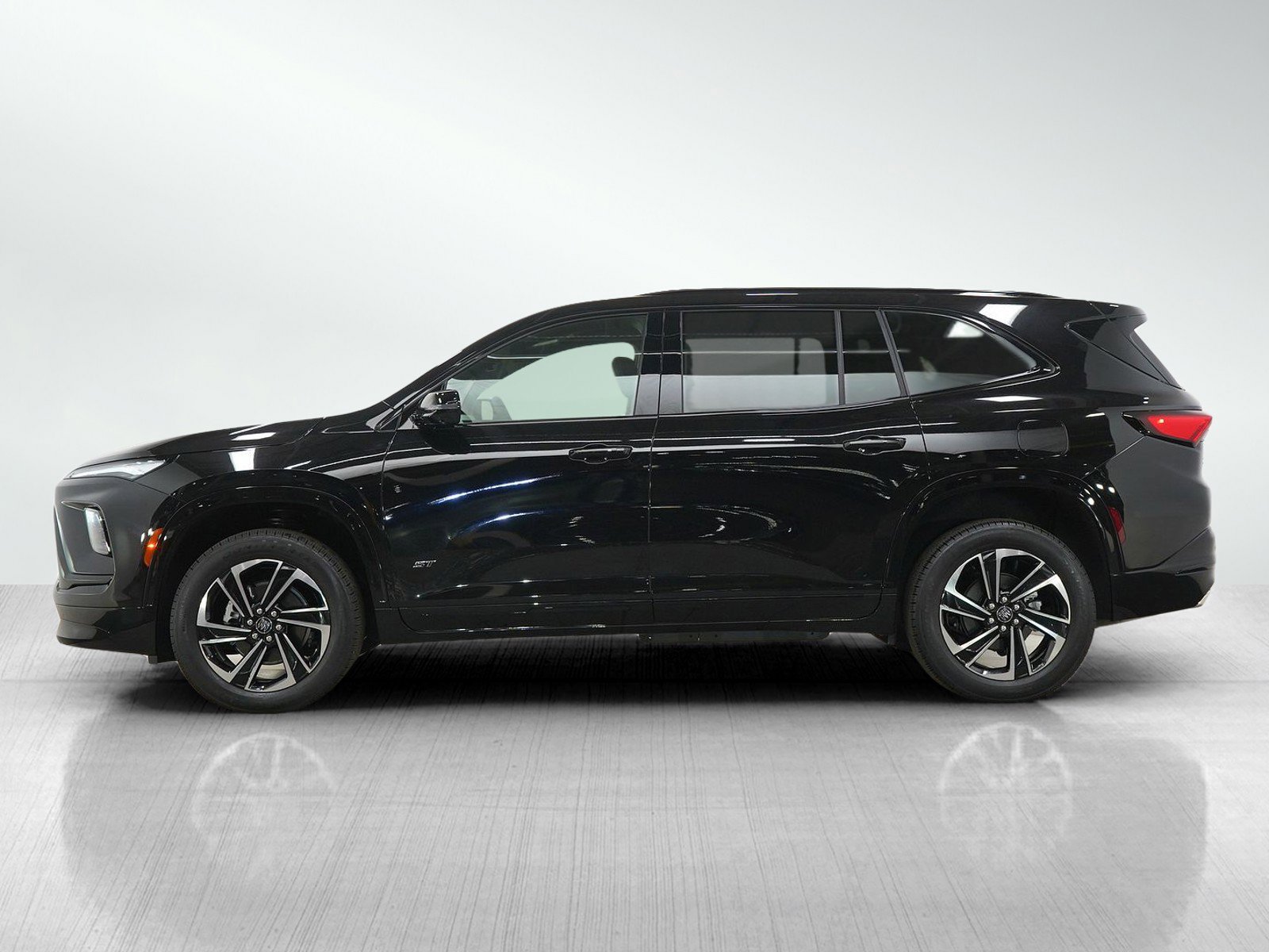 Used 2026 Buick Enclave Sport Touring w/ Power Package AWD/4WD image 2