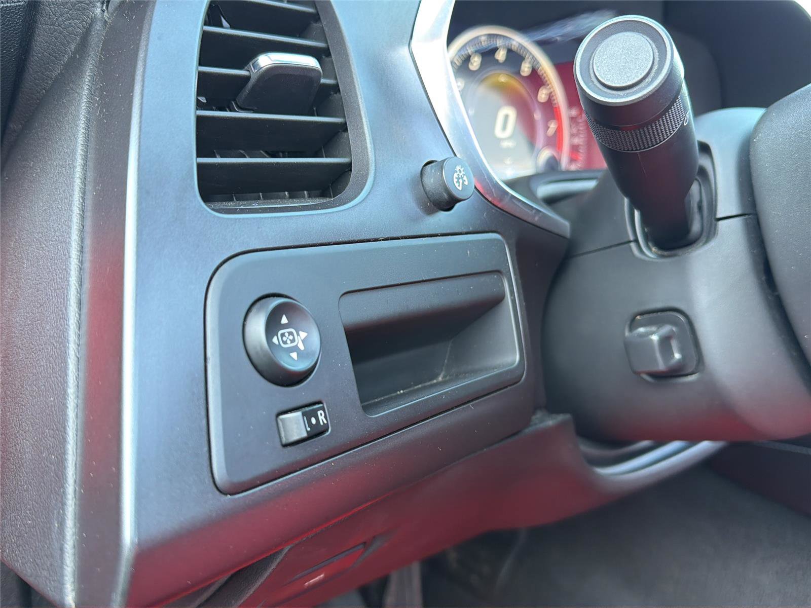 Used 2017 Chevrolet Corvette Grand Sport w/ Carbon Flash Badge Package image 35