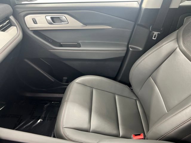 New 2026 Ford Explorer Active w/ Active Comfort Package AWD/4WD image 19