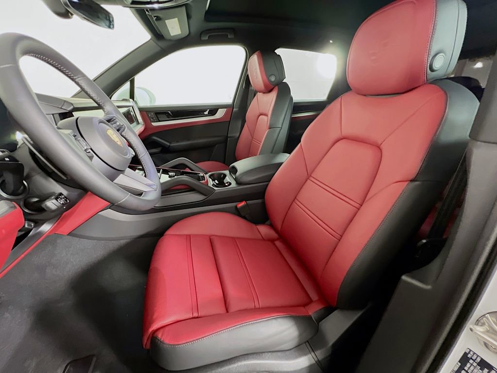 New 2026 Porsche Cayenne image 5