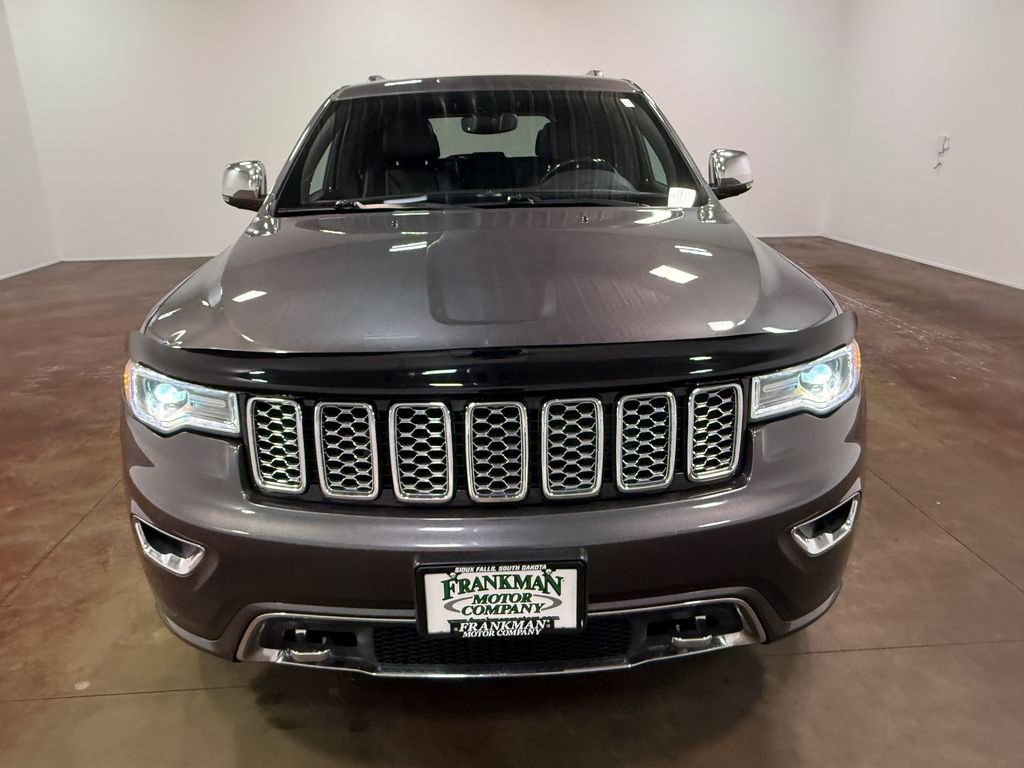 Used 2018 Jeep Grand Cherokee Overland image 40