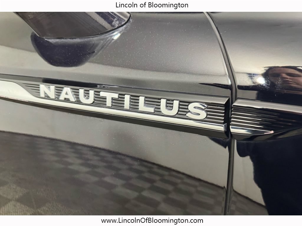Certified 2022 Lincoln Nautilus Reserve w/ Monochromatic Package AWD/4WD image 17