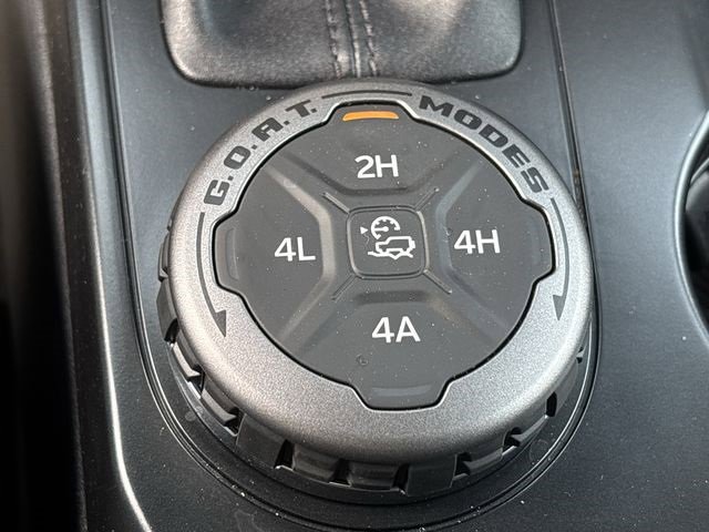 Used 2025 Ford Bronco 4-Door w/ Sasquatch Package image 16