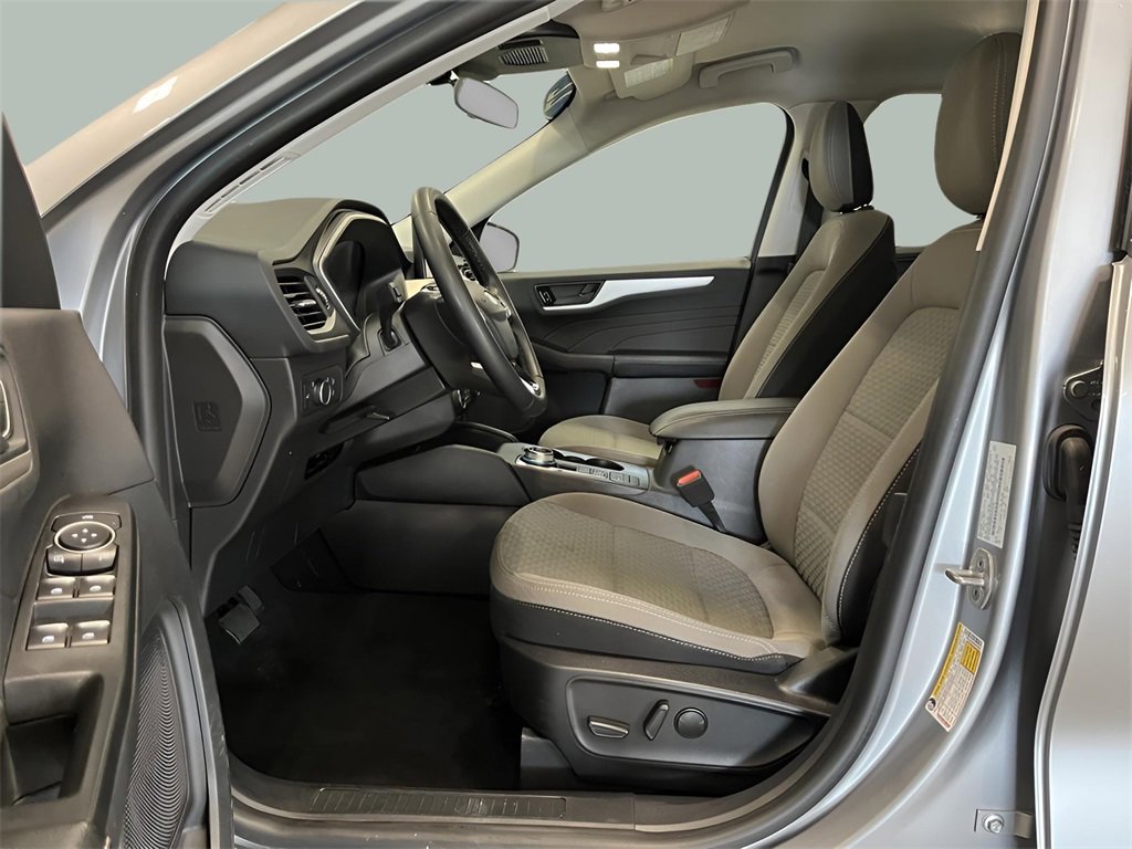 Used 2022 Ford Escape SE w/ Convenience Package image 16