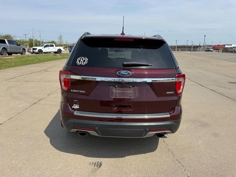 Used 2018 Ford Explorer Limited image 4
