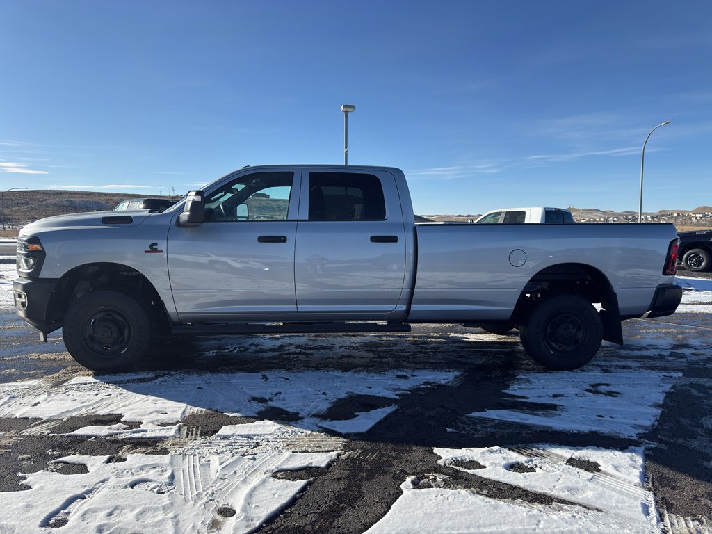 New 2026 RAM 2500 Tradesman AWD/4WD image 8