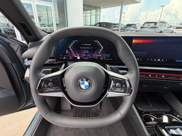 Used 2026 BMW 540i xDrive AWD/4WD image 18