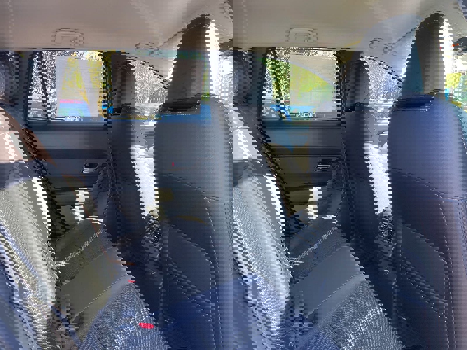 Used 2025 MAZDA CX-50 2.5 Hybrid w/ Cargo Package AWD/4WD image 13