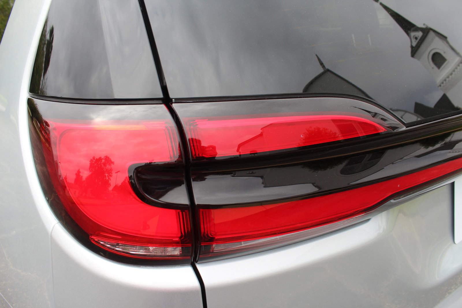 Used 2024 Chrysler Pacifica Select image 17