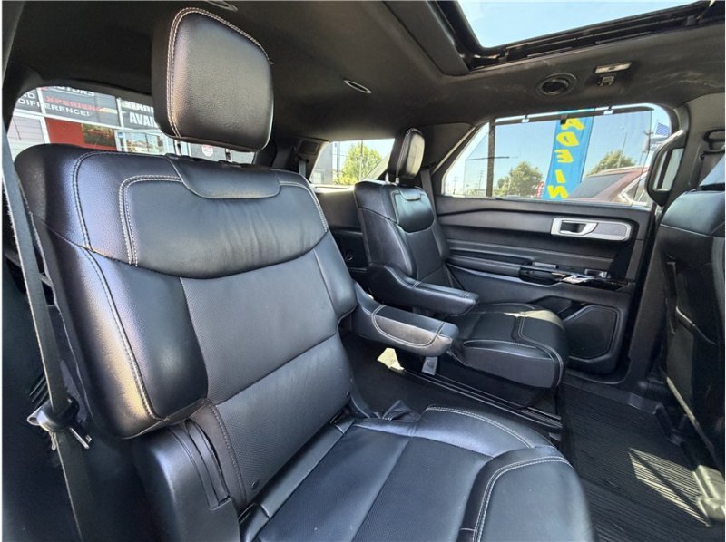 Used 2022 Ford Explorer ST w/ Equipment Group 401A AWD/4WD image 30