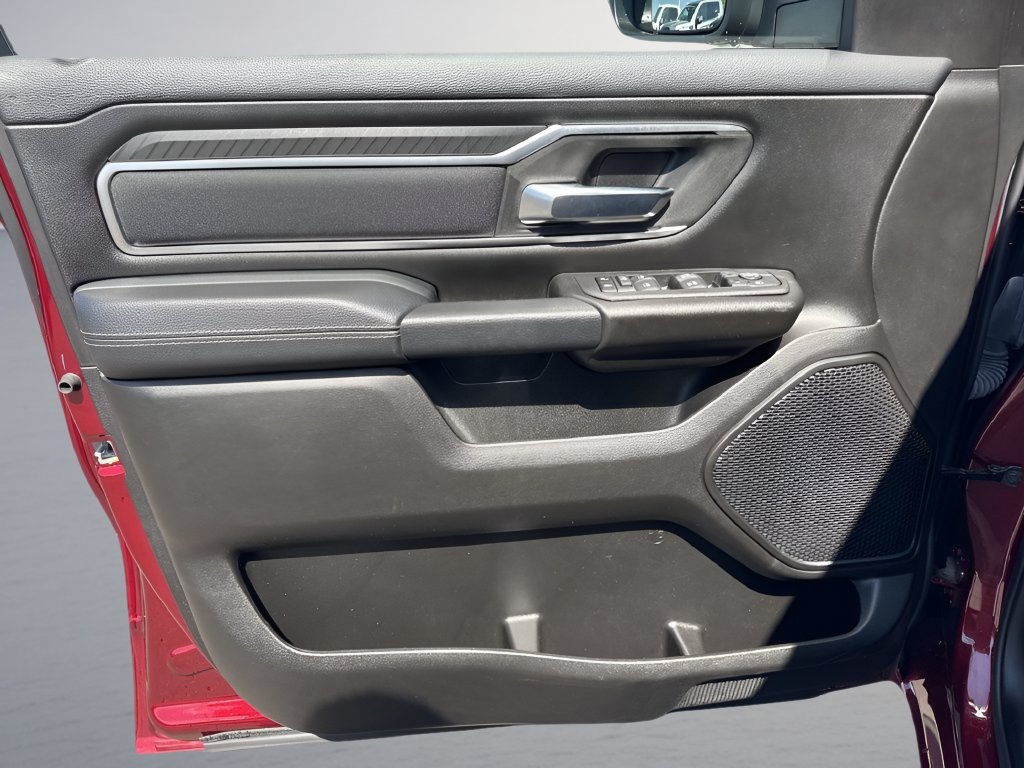 Used 2025 RAM 1500 Big Horn RWD image 28