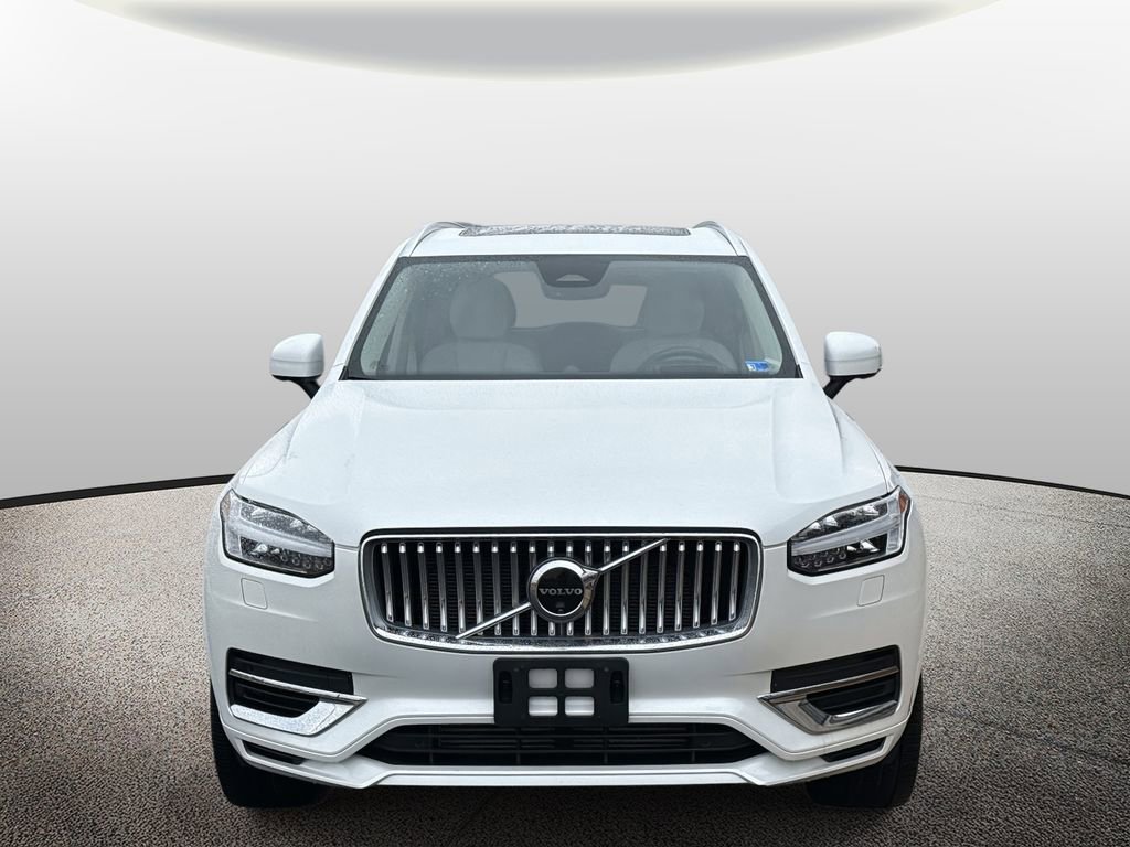 Used 2024 Volvo XC90 T8 Ultimate w/ Lounge Package image 6