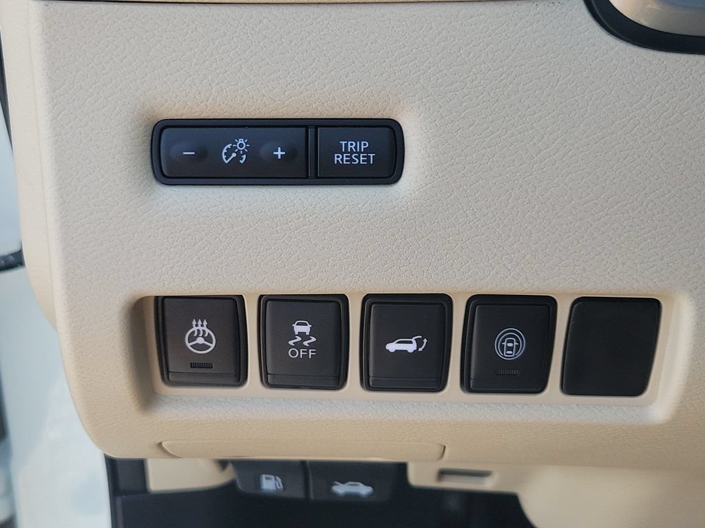 Certified 2022 Nissan Murano Platinum w/ Cargo Package FWD image 30