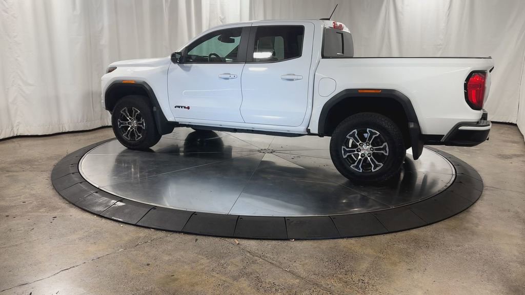 Used 2023 GMC Canyon AT4 image 6