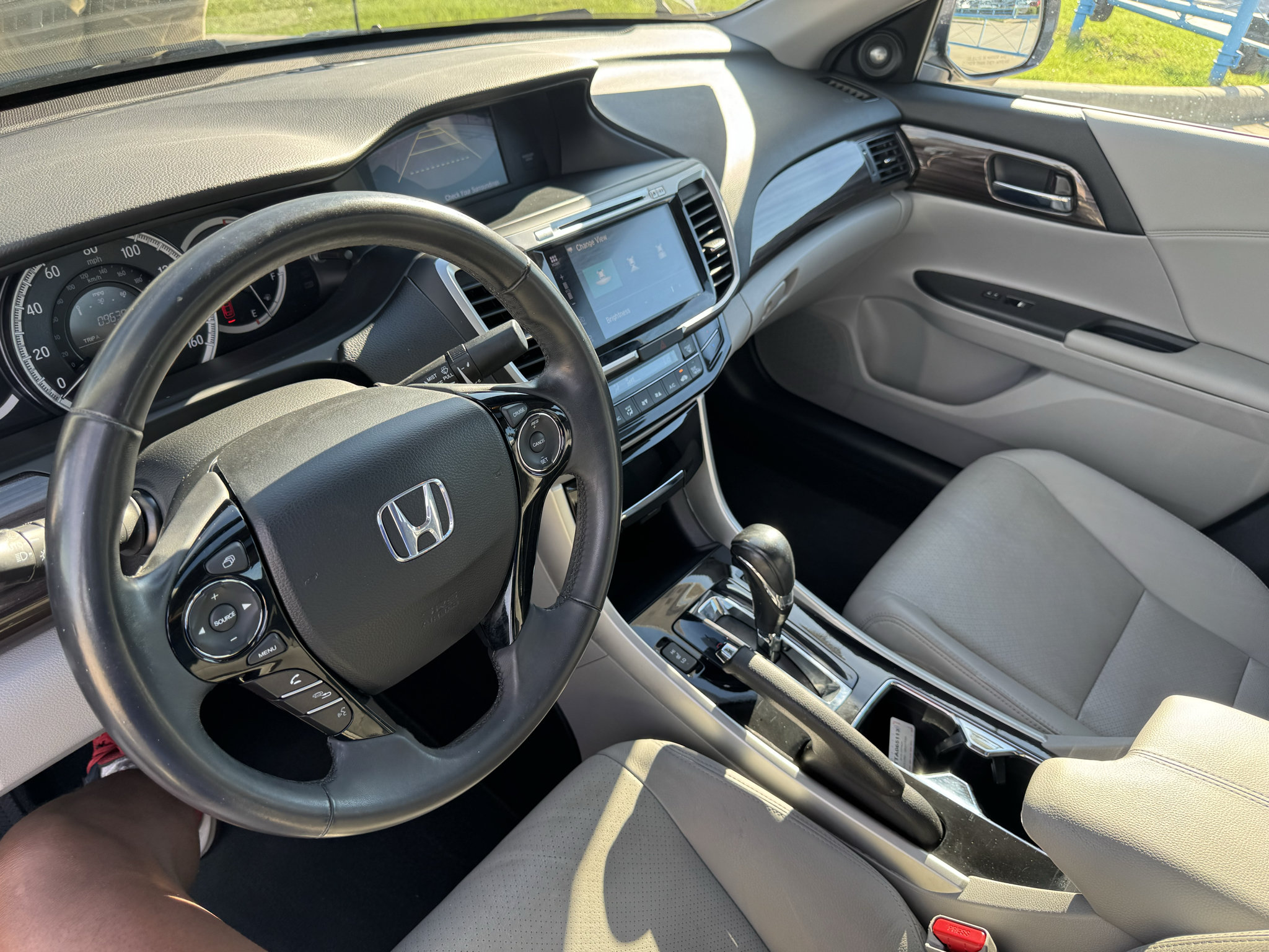 Used 2016 Honda Accord EX-L image 17