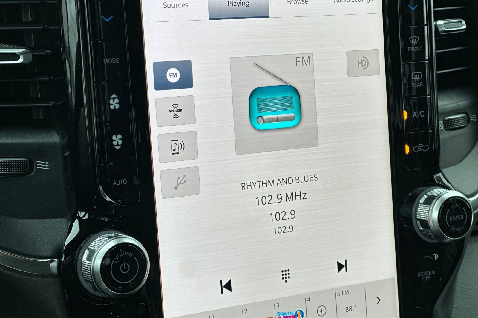 New 2026 RAM 5500 Tradesman w/ Laramie Trim Package image 22