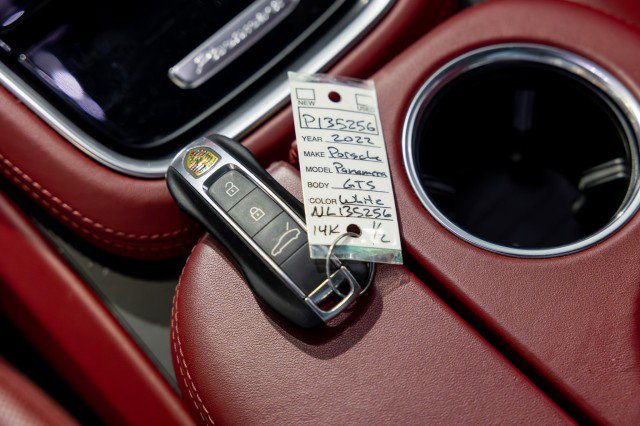 Used 2022 Porsche Panamera GTS w/ Premium Package image 57