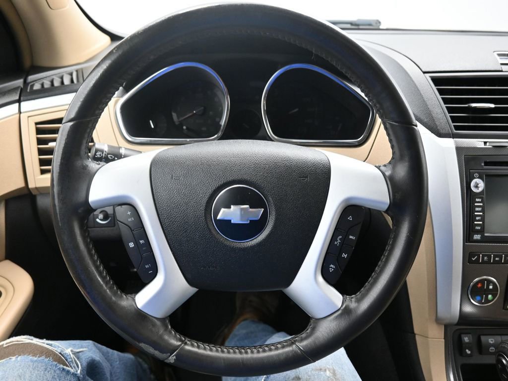 Used 2009 Chevrolet Traverse LTZ image 14