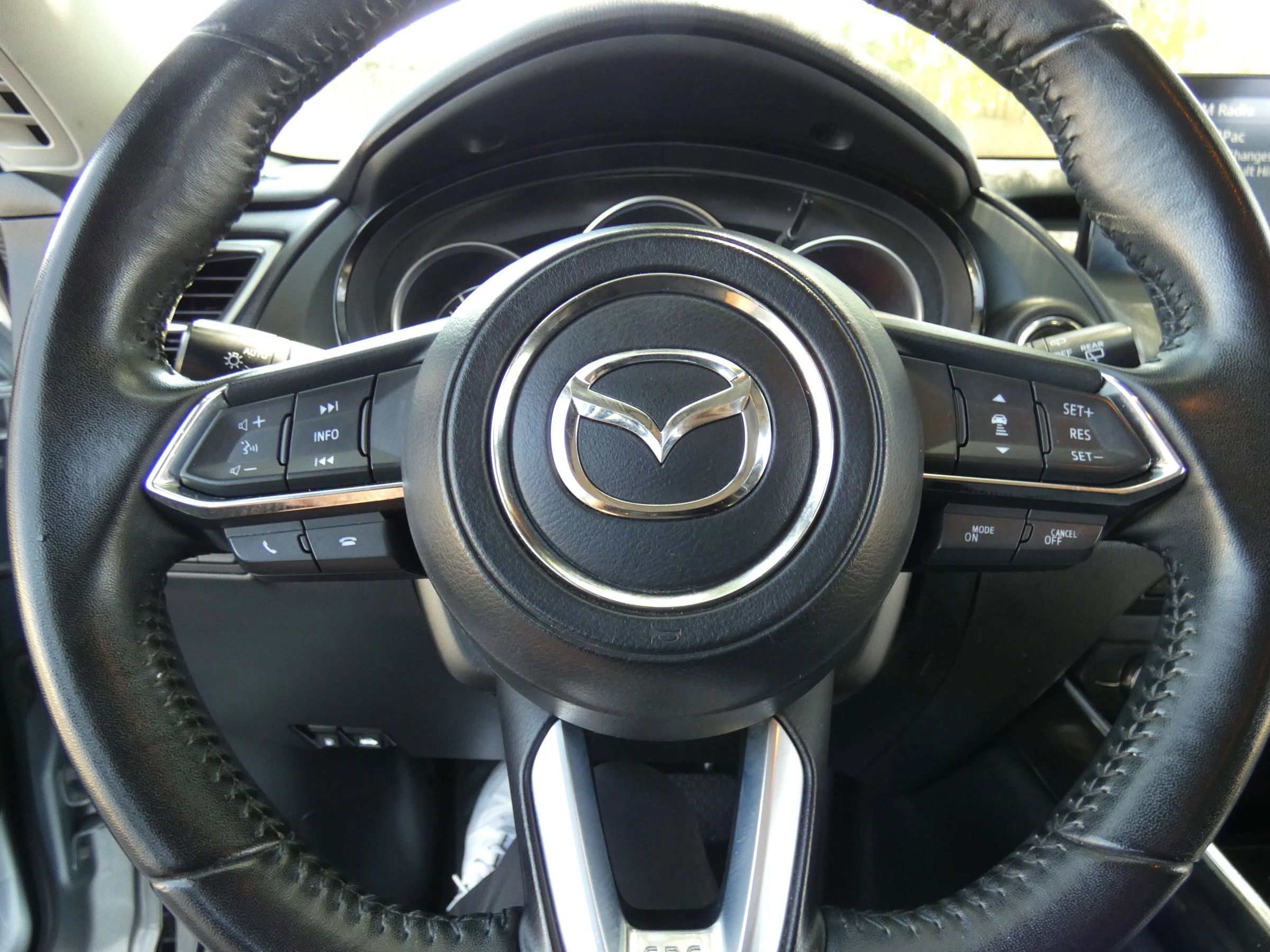 Used 2019 MAZDA CX-9 Touring image 61