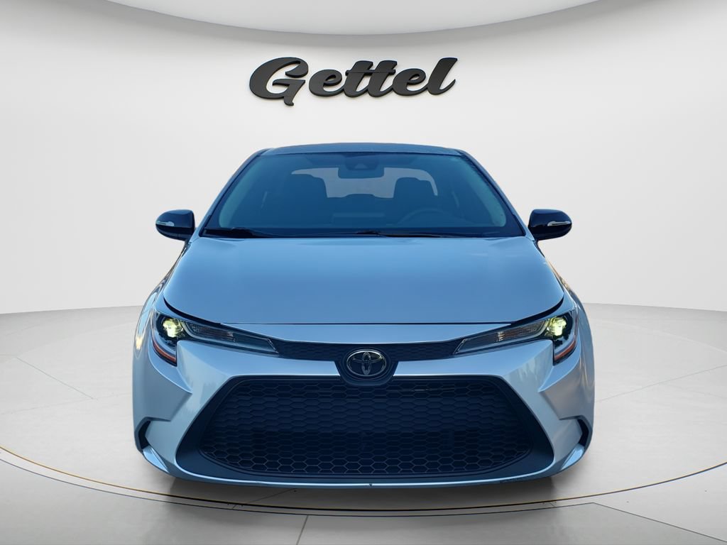 Used 2022 Toyota Corolla LE FWD video 2