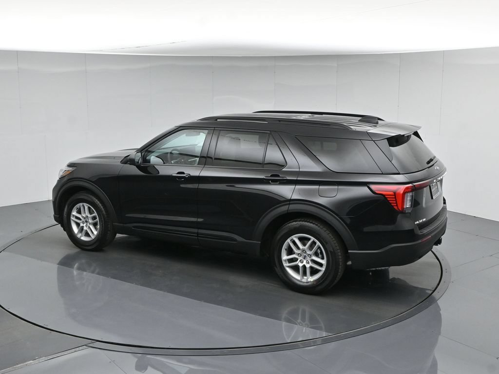 New 2026 Ford Explorer Active RWD image 42