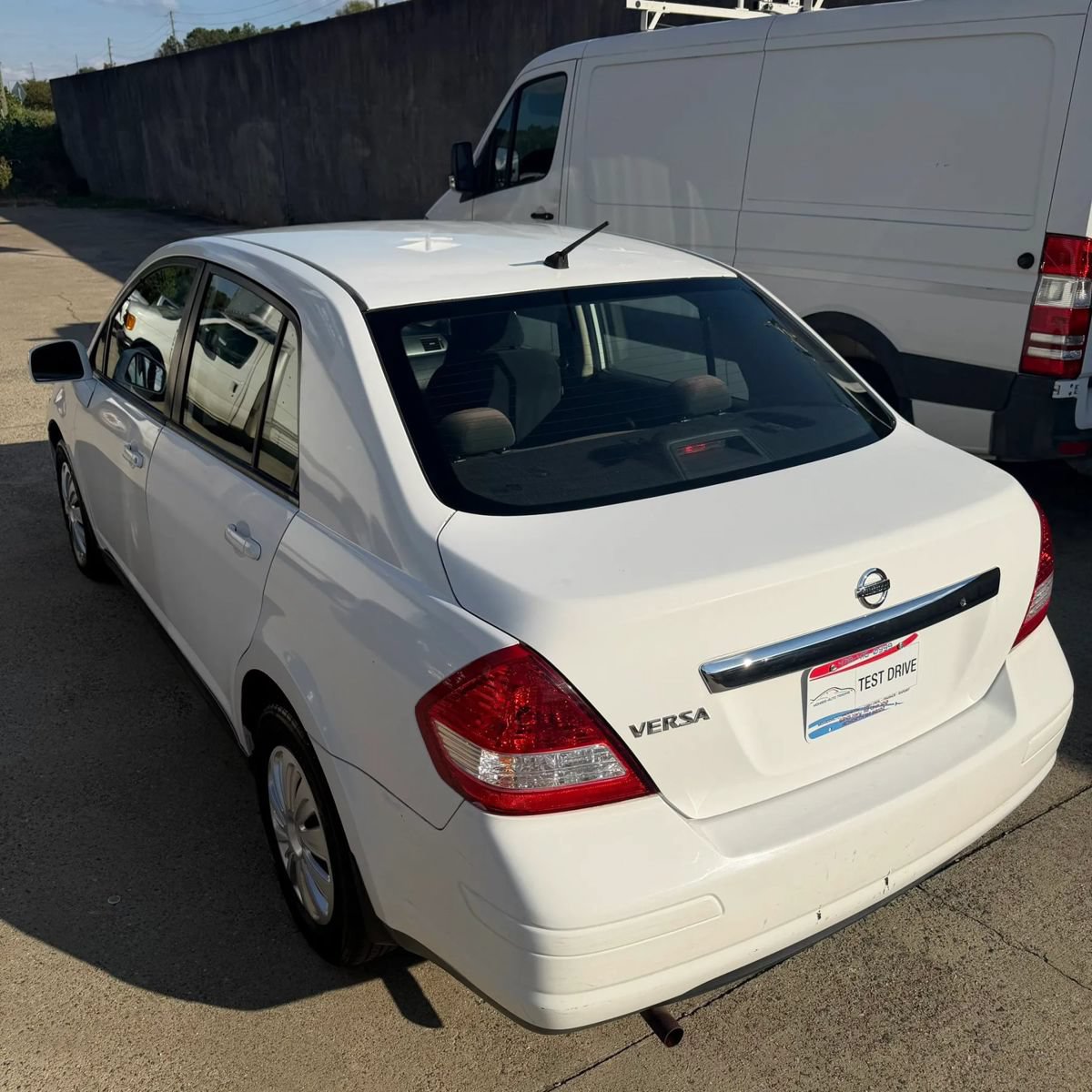 Used 2011 Nissan Versa 1.8 S w/ PWR Plus Pkg FWD image 4